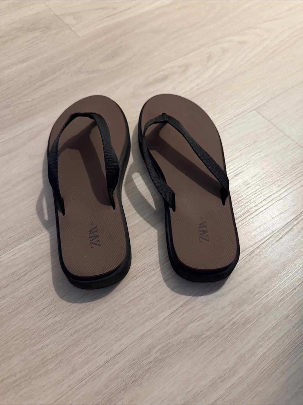 Zara Brown and Black Flip Flop Sandals - Picture 3 of 6